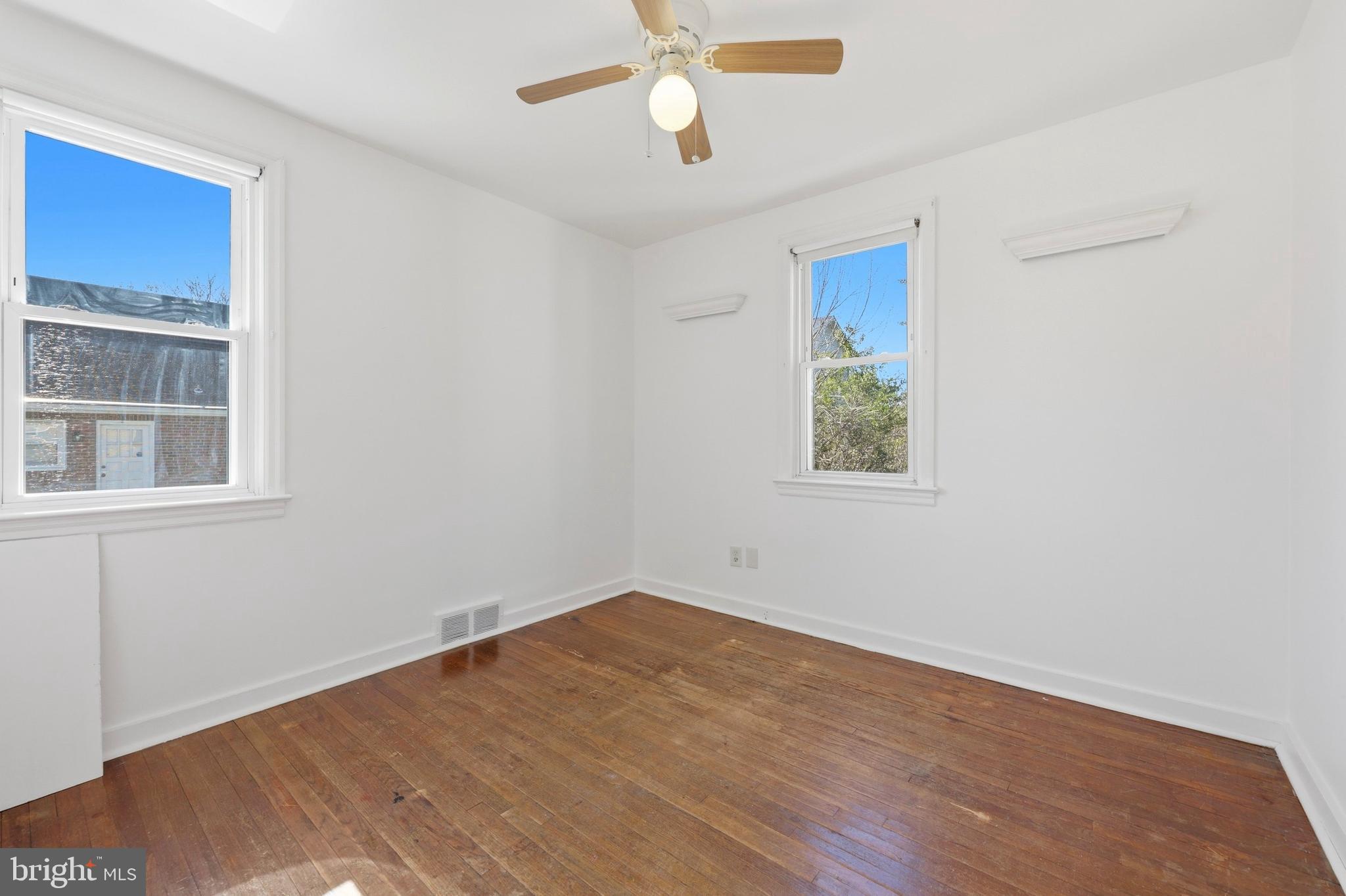 406 Victoria Street Glassboro, NJ 08028 - Photo 10 of 15