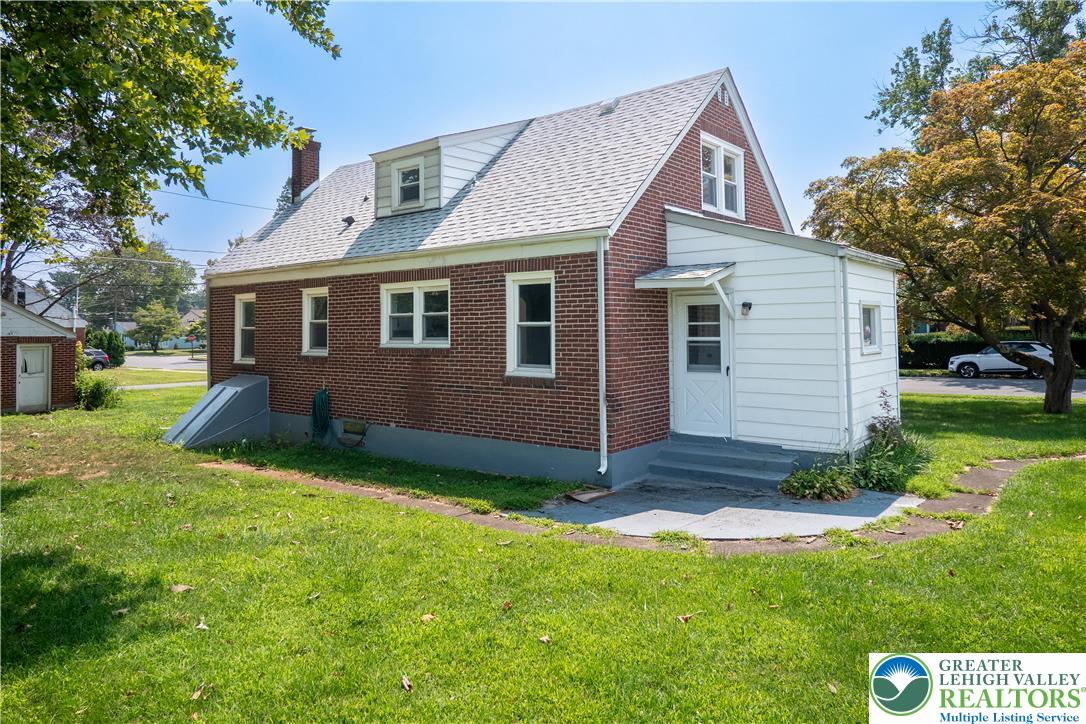 1105 Decatur Street Bethlehem, PA 18017 - Photo 17 of 19 Gallery Image 17