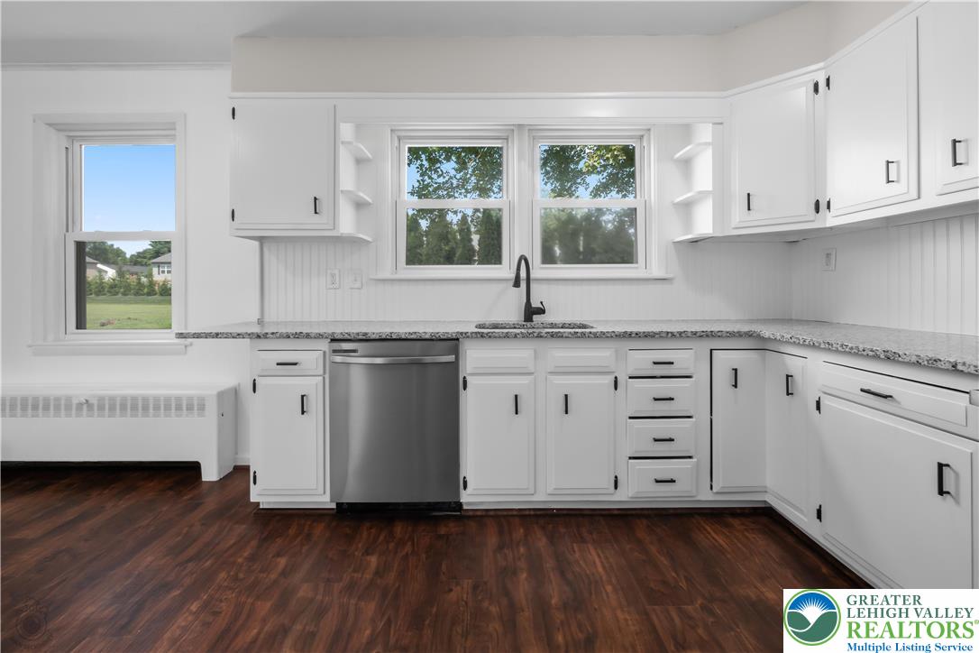 1105 Decatur Street Bethlehem, PA 18017 - Photo 6 of 19 Gallery Image 6