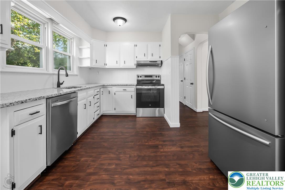 1105 Decatur Street Bethlehem, PA 18017 - Photo 7 of 19 Gallery Image 7