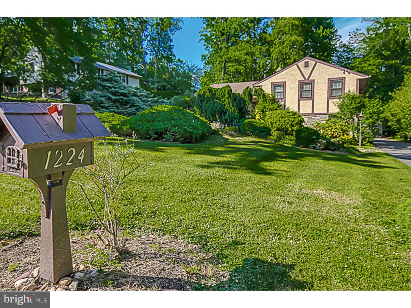1224 Joseph Road Ambler, PA 19002 - Photo 2 of 25 Gallery Image 2