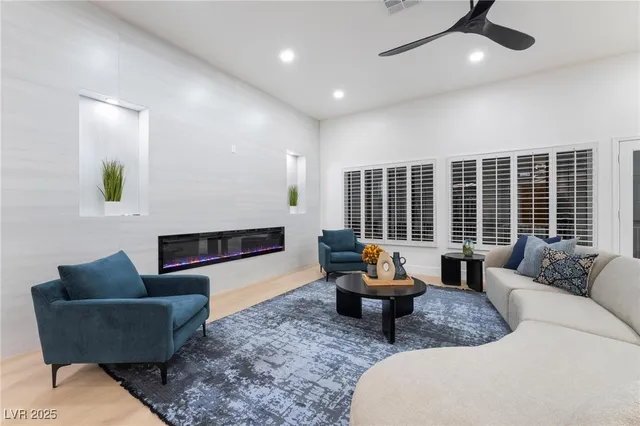 $4,500 | 2528 Sunup Drive, Las Vegas, NV 89134