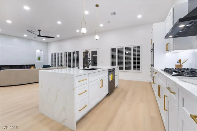 $4,500 | 2528 Sunup Drive, Las Vegas, NV 89134