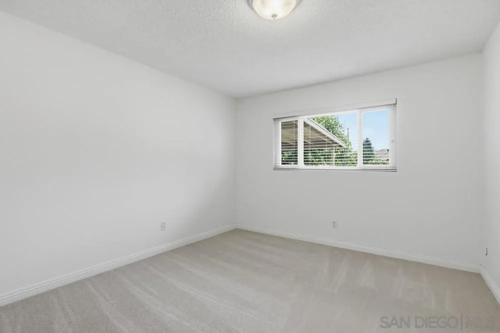 12838 Montauk Street Poway, CA 92064 - Photo 18 of 31 Bedroom