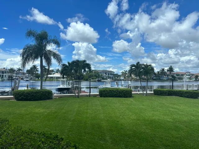 $995,000 | 3912 South Ocean Boulevard, Unit 114, Highland Beach, FL 33487