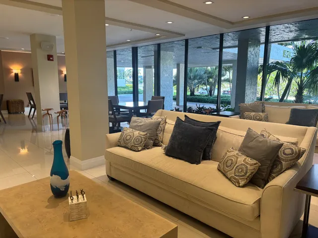 $995,000 | 3912 South Ocean Boulevard, Unit 114, Highland Beach, FL 33487