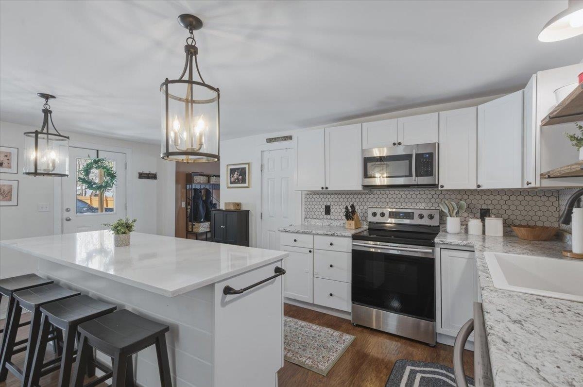 10 Edward Street St. Albans, VT 05478 - Photo 4 of 57