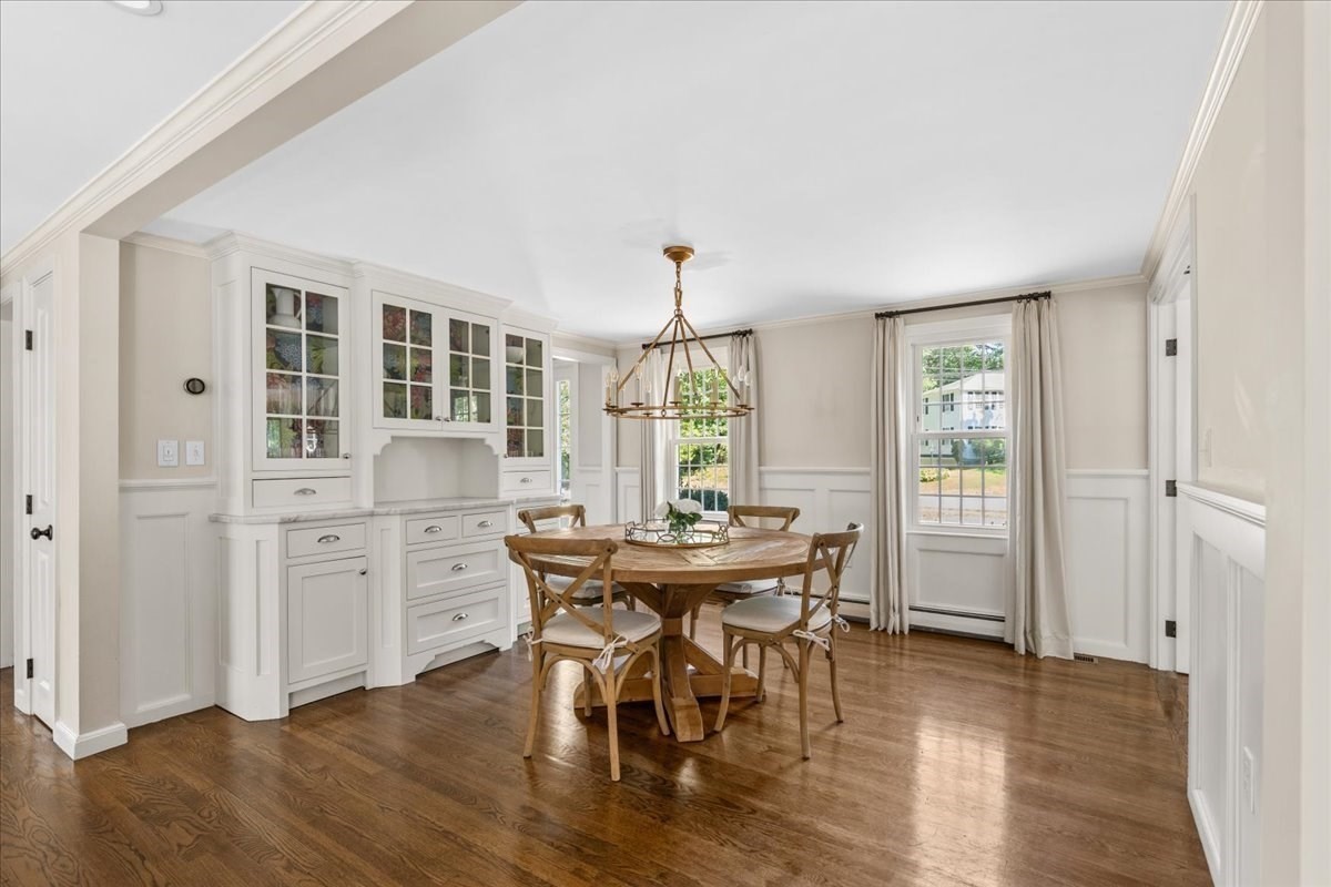 37 Stagecoach Road Hingham, MA 02043 - Photo 5 of 40 Gallery Image 5