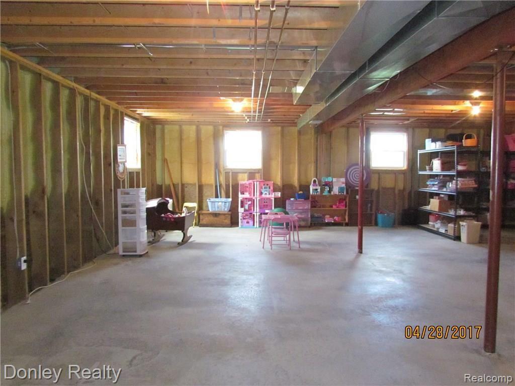 6069 Slattery Road North Branch, MI 48461 - Photo 22 of 24