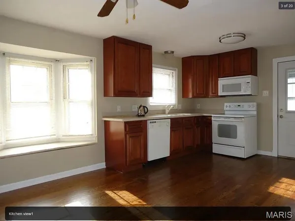 $2,325 | 2817 Hilldale Avenue, Brentwood, MO 63144