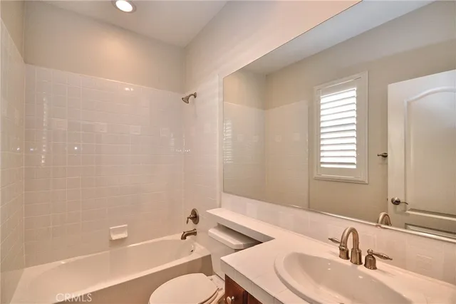 $6,200 | 30 Paperbark, Irvine, CA 92620