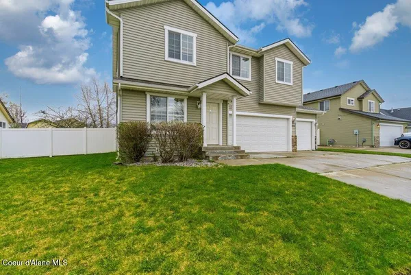 $589,000 | 8312 North Courcelles Parkway, Hayden, ID 83835