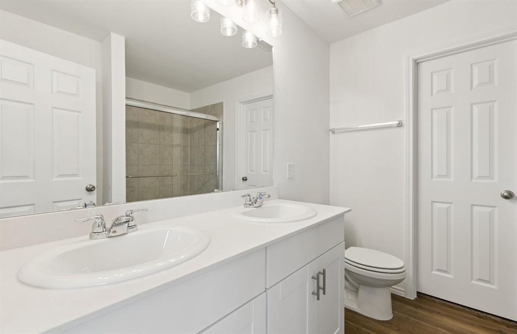 828 Springwell Drive Princeton, TX 75407 - Photo 14 of 17 *Floorplan representation, not actual home - Owner's private bath with double vanity