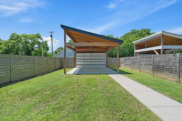 $575,000 | 713 B 32nd Avenue North, Nashville, TN 37209