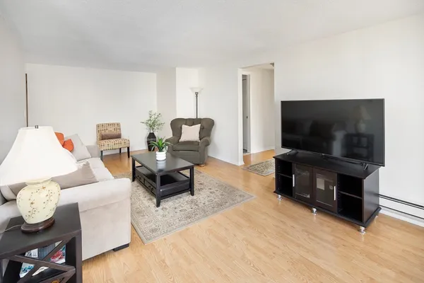 $338,000 | 220 Bedford Street, Unit E6, Bridgewater, MA 02324