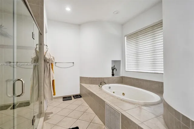 $1,625,000 | 7944 Northwest 111th Way, Parkland, FL 33076