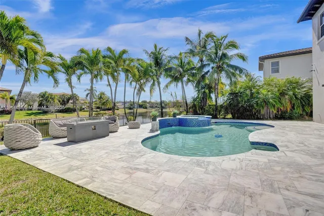 $1,625,000 | 7944 Northwest 111th Way, Parkland, FL 33076