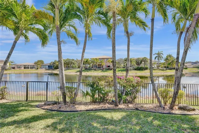 $1,625,000 | 7944 Northwest 111th Way, Parkland, FL 33076