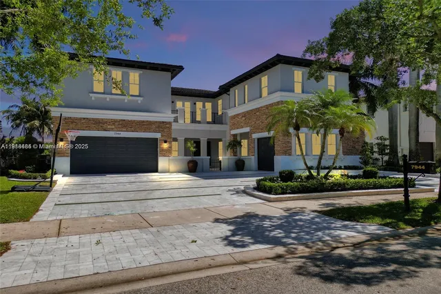 $1,625,000 | 7944 Northwest 111th Way, Parkland, FL 33076