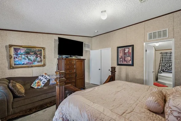 $275,000 | 851 County Road 3110, Edgewood, TX 75117