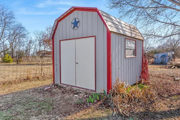 $275,000 | 851 County Road 3110, Edgewood, TX 75117