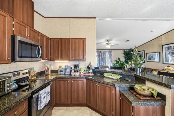 $275,000 | 851 County Road 3110, Edgewood, TX 75117