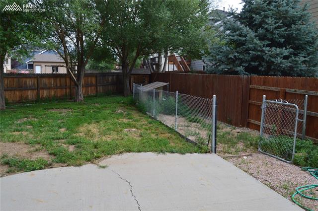 5335 Gentle Wind Road Colorado Springs, CO 80922 - Photo 7 of 16
