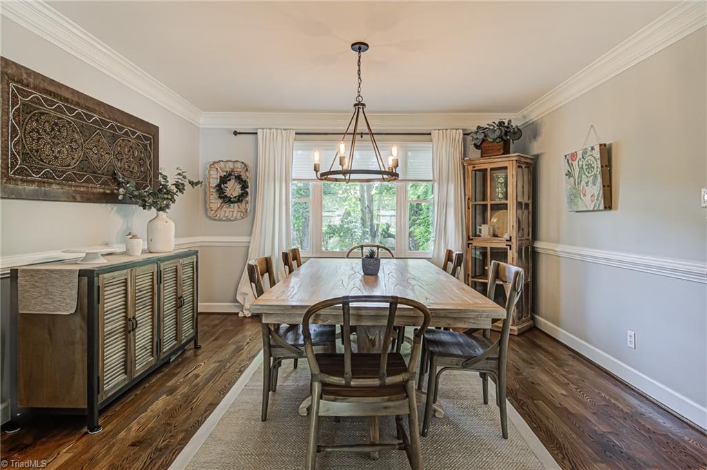 2107 Candelar Drive High Point, NC 27265 - Photo 17 of 37