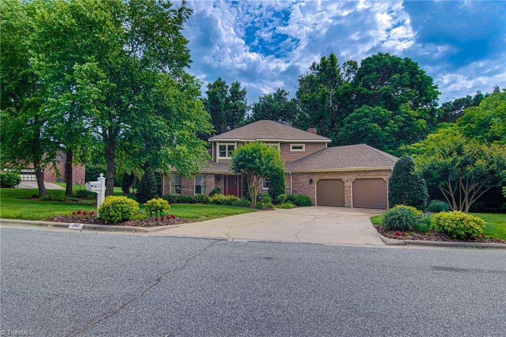 2107 Candelar Drive High Point, NC 27265 - Photo 2 of 37