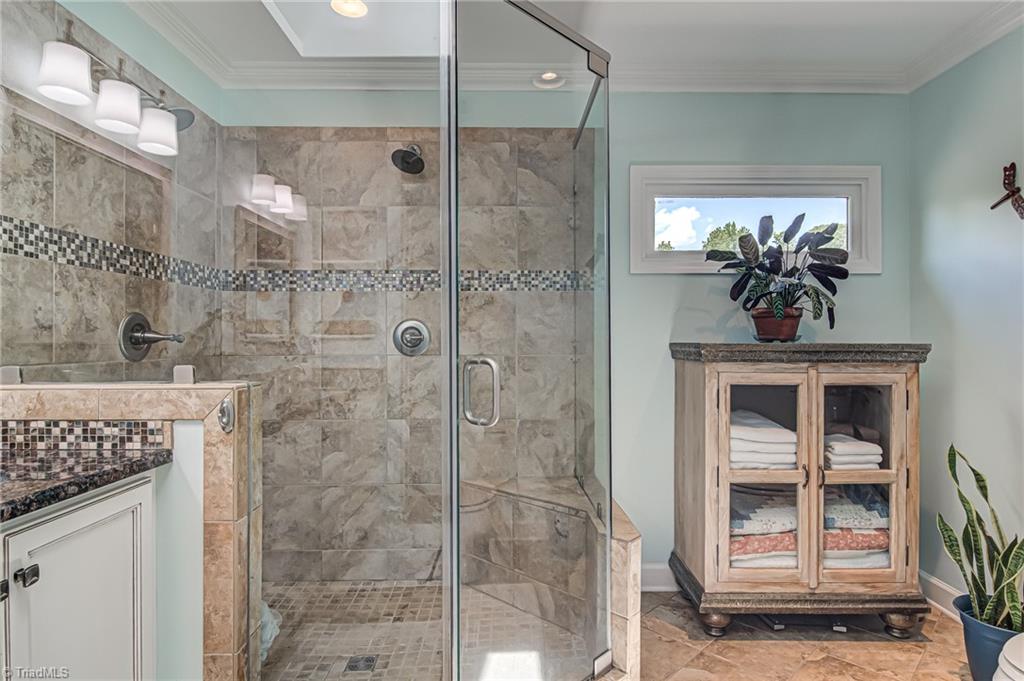 2107 Candelar Drive High Point, NC 27265 - Photo 23 of 37 Primary Bath