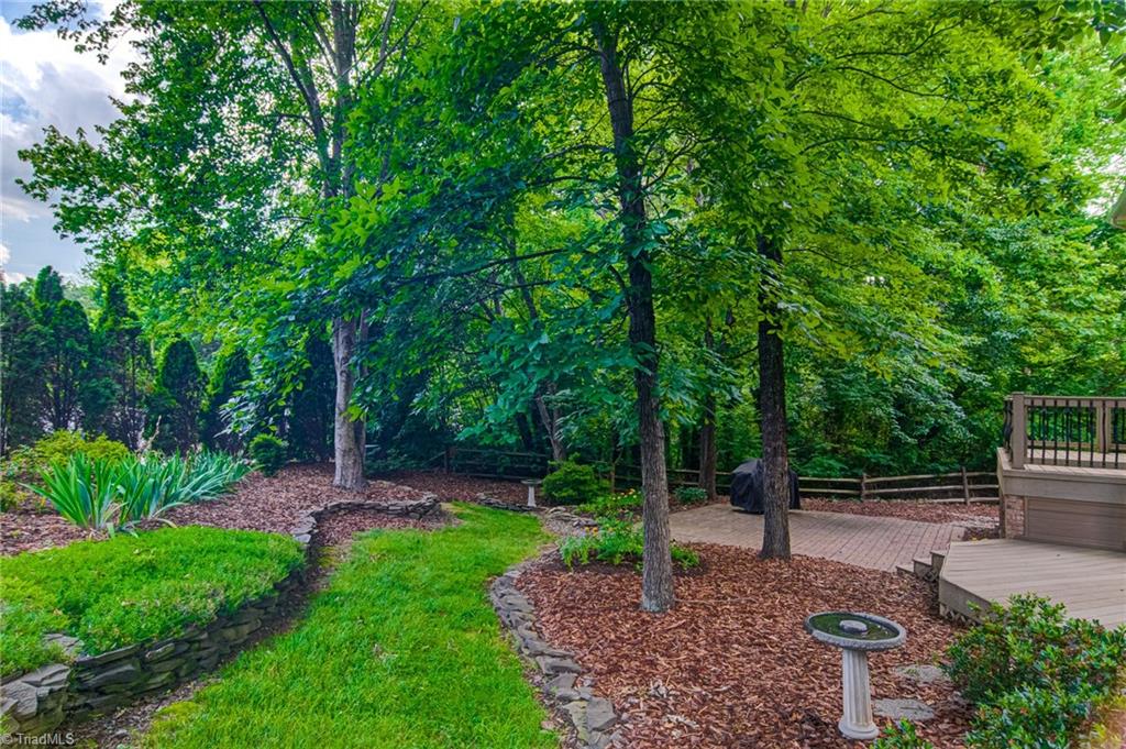 2107 Candelar Drive High Point, NC 27265 - Photo 36 of 37