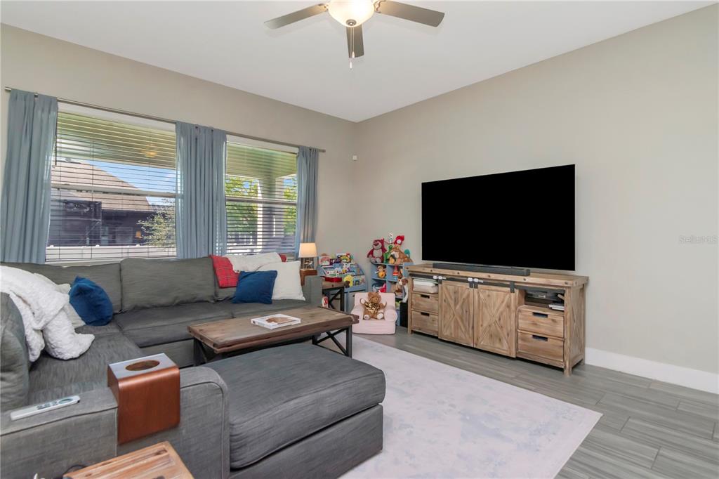 7713 South Shamrock Road Tampa, FL 33616 - Photo 4 of 28