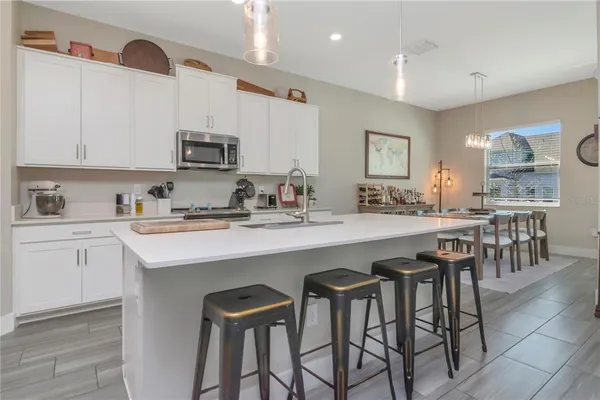 $4,300 | 7713 South Shamrock Road, Tampa, FL 33616