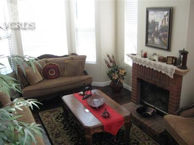 2425 Ridge View Court Simi Valley, CA 93065 - Photo 2 of 8 Additional Photo