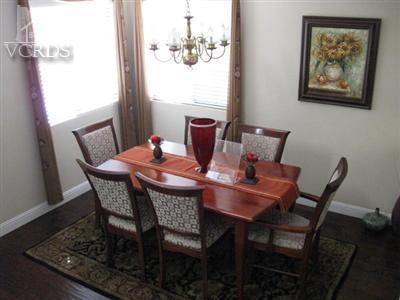 2425 Ridge View Court Simi Valley, CA 93065 - Photo 3 of 8 Additional Photo