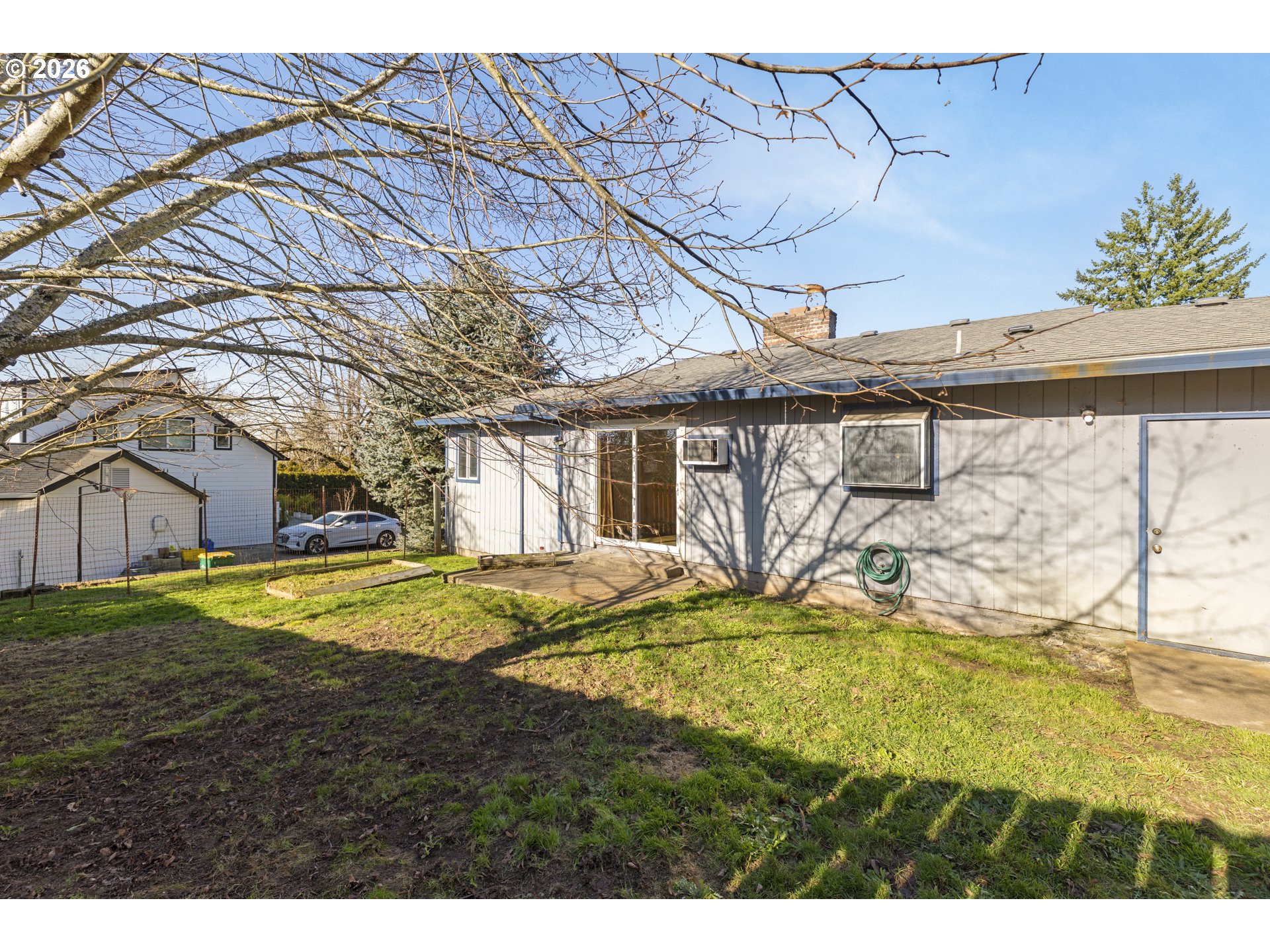 6906 Southwest Taylors Ferry Road Portland, OR 97223 - Photo 29 of 32