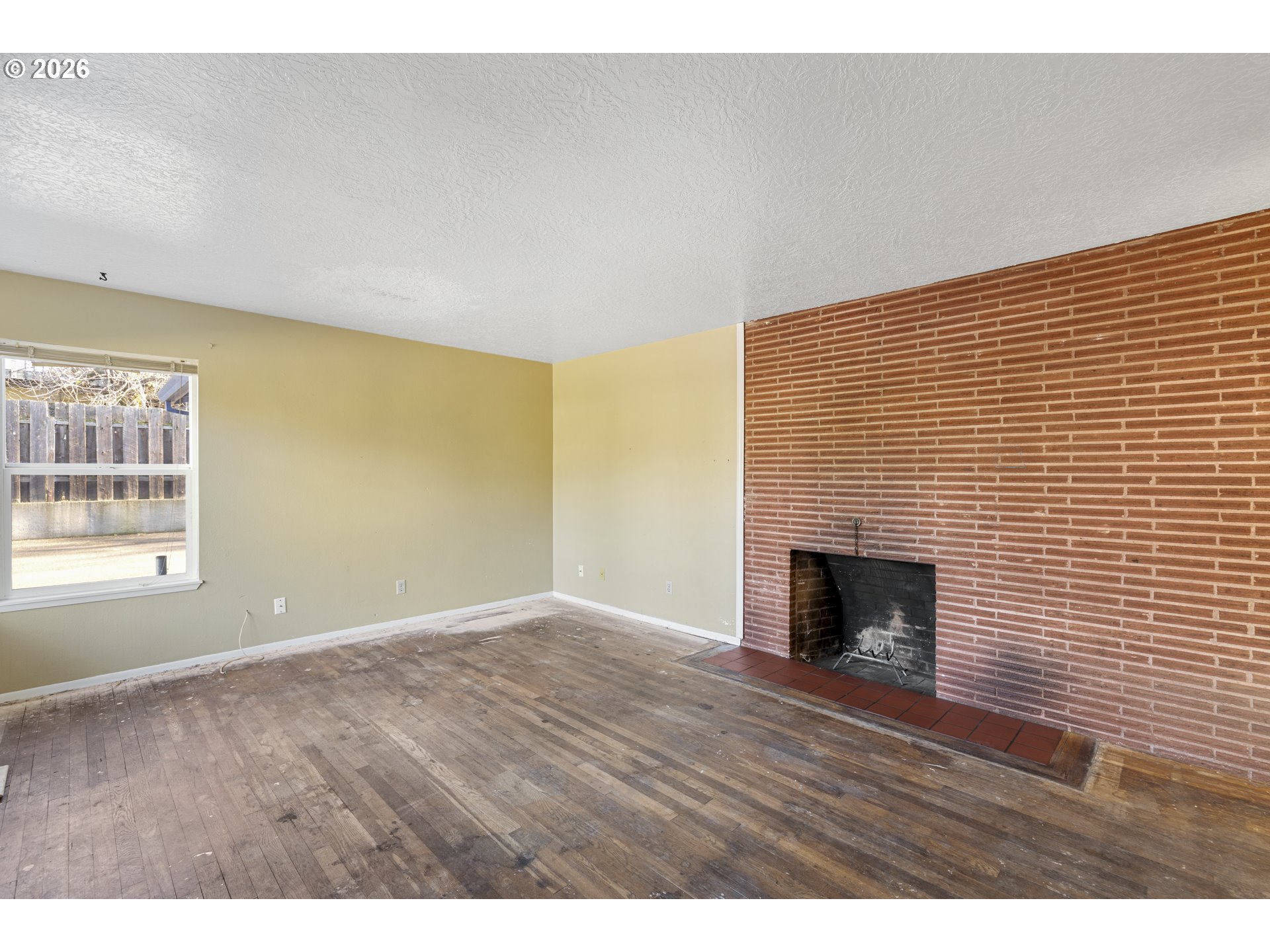 6906 Southwest Taylors Ferry Road Portland, OR 97223 - Photo 7 of 32