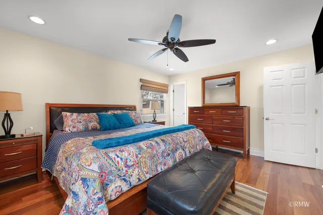 $449,900 | 1149 Carlisle Avenue, Elk Grove Village, IL 60007