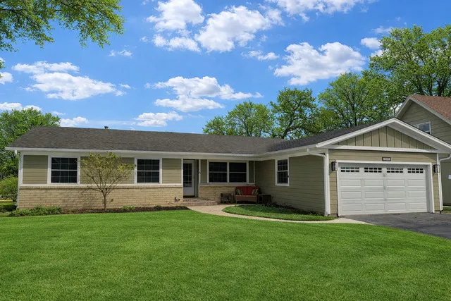 $449,900 | 1149 Carlisle Avenue, Elk Grove Village, IL 60007