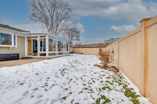 $449,900 | 1149 Carlisle Avenue, Elk Grove Village, IL 60007