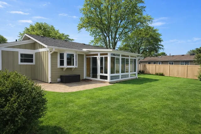 $449,900 | 1149 Carlisle Avenue, Elk Grove Village, IL 60007