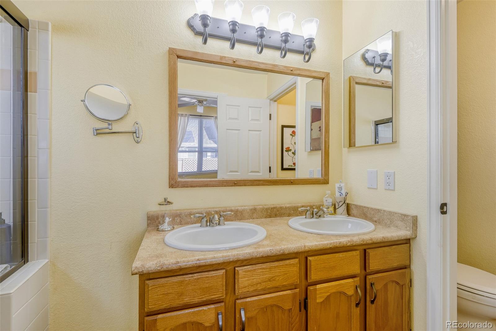 3755 Seramonte Drive Highlands Ranch, CO 80129 - Photo 12 of 31