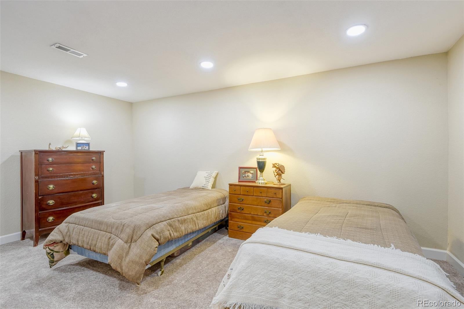 3755 Seramonte Drive Highlands Ranch, CO 80129 - Photo 22 of 31