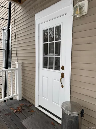 a view of house exterior