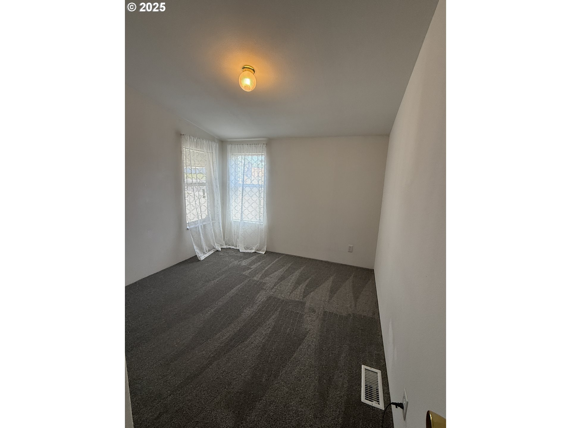 906 Toll Road Dufur, OR 97021 - Photo 15 of 26 Gallery Image 15
