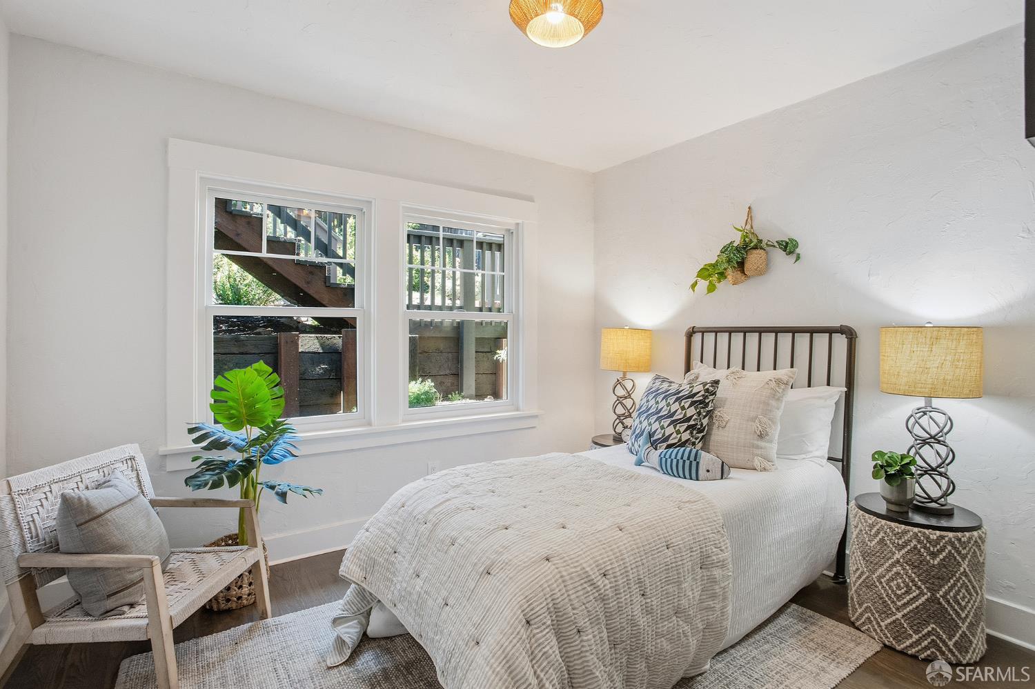 6565 Chabot Road Oakland, CA 94618 - Photo 21 of 46