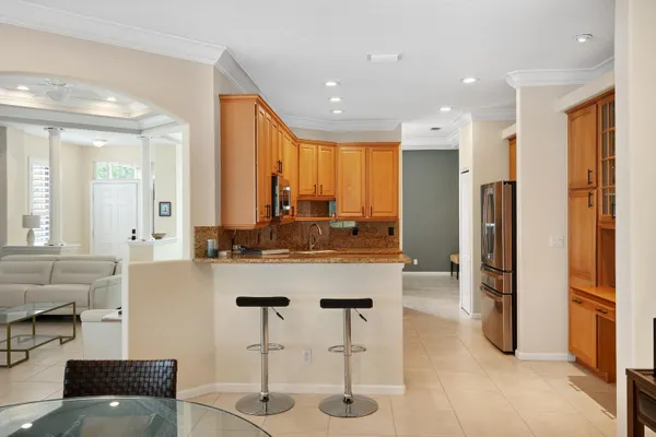 $729,900 | 4626 Northwest Wandering Oak Court, Jensen Beach, FL 34957