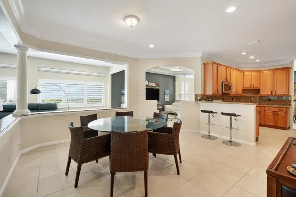 $729,900 | 4626 Northwest Wandering Oak Court, Jensen Beach, FL 34957