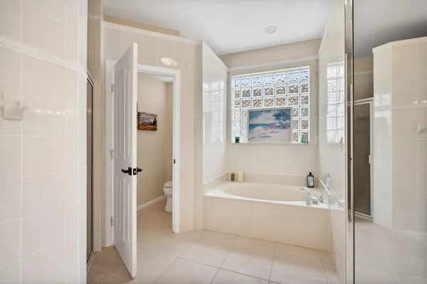 $729,900 | 4626 Northwest Wandering Oak Court, Jensen Beach, FL 34957