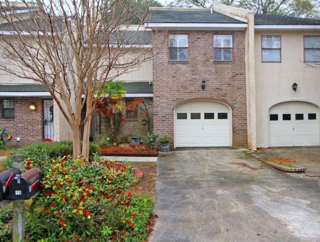 21 Meander Row Charleston, SC 29412 - Photo 1 of 27 Front of Unit